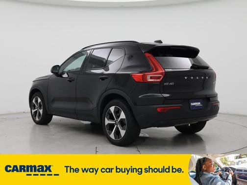 2024 Volvo XC40 B5 Core Bright Theme