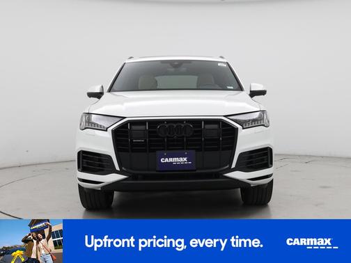 White 2023 Audi Q7 Premium Plus