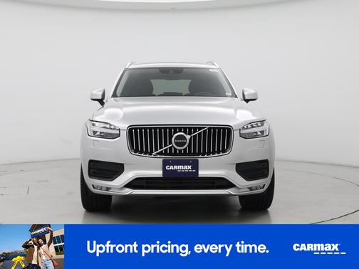 2021 Volvo XC90 T6 Momentum