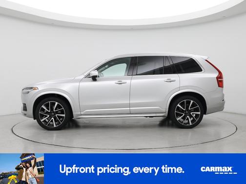 2021 Volvo XC90 T6 Momentum