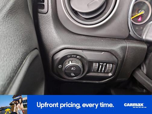 Gray 2022 Jeep Gladiator Sport