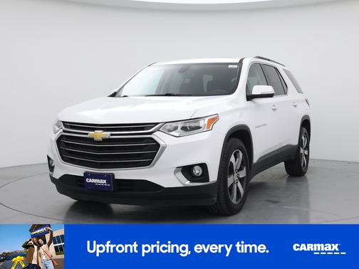 White 2019 Chevrolet Traverse LT
