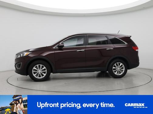 Burgundy 2016 Kia Sorento LX