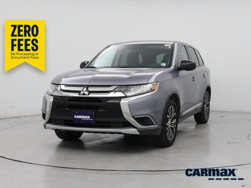Silver 2017 Mitsubishi Outlander ES