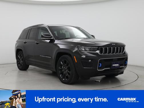 Gray 2023 Jeep Grand Cherokee 4xe Overland