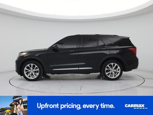 Black 2022 Ford Explorer Platinum