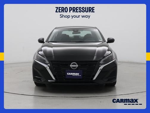 Black 2025 Nissan Altima SV