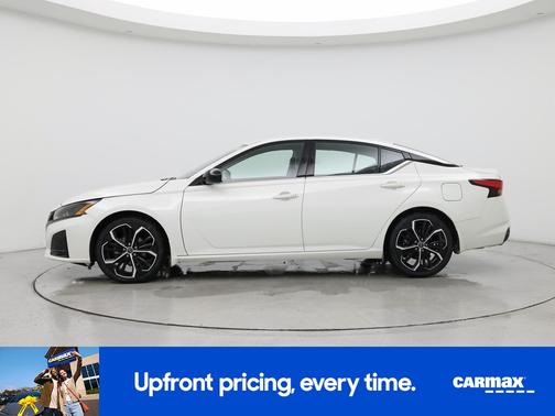 2023 Nissan Altima SR