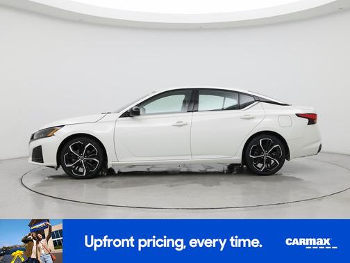 2023 Nissan Altima SR