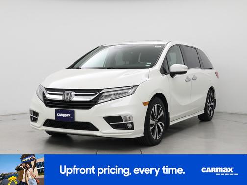 White 2019 Honda Odyssey Elite