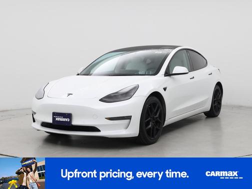 White 2022 Tesla Model 3