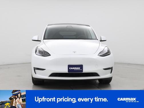 White 2024 Tesla Model Y Long Range