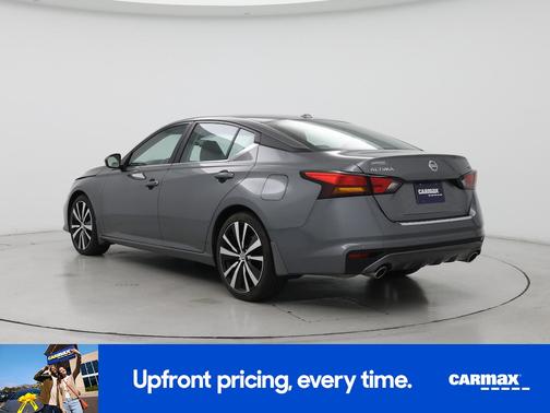 2022 Nissan Altima SR