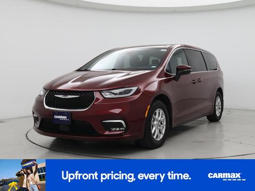 2023 Chrysler Pacifica Touring