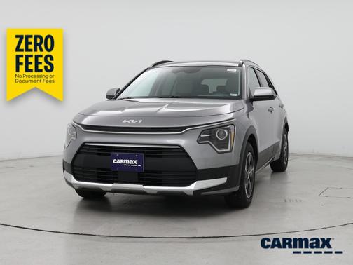 Gray 2023 Kia Niro EX