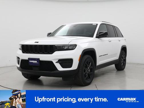 White 2025 Jeep Grand Cherokee Altitude X