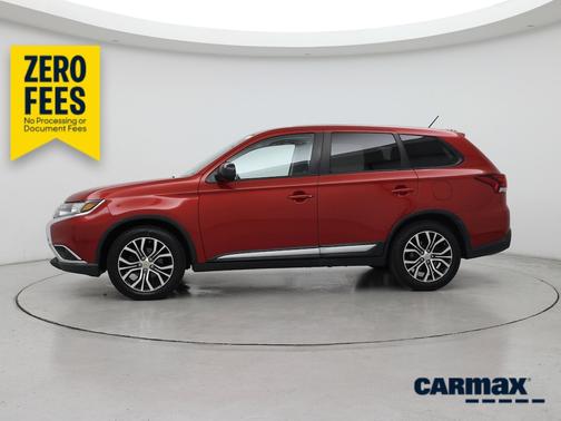 Red 2016 Mitsubishi Outlander ES