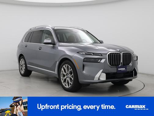 Silver 2024 BMW X7 xDrive40i