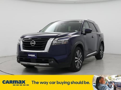 2022 Nissan Pathfinder Platinum