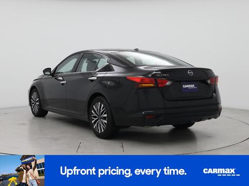 Black 2025 Nissan Altima SV