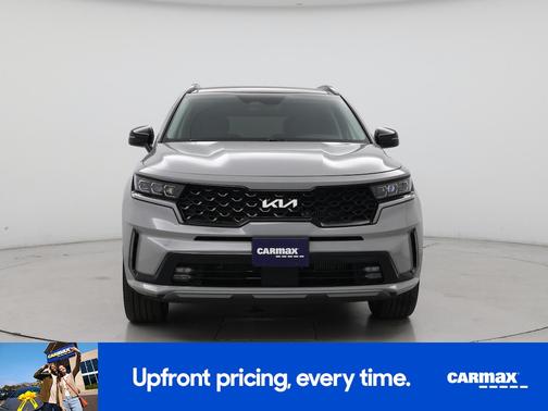 Gray 2023 Kia Sorento SX