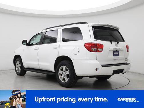 White 2017 Toyota Sequoia SR5