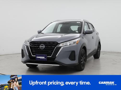 Gray 2024 Nissan Kicks SV