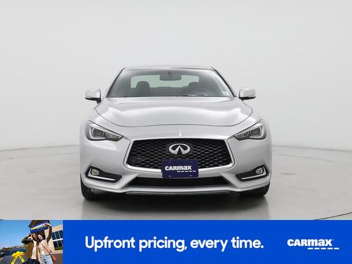 2017 INFINITI Q60 Premium
