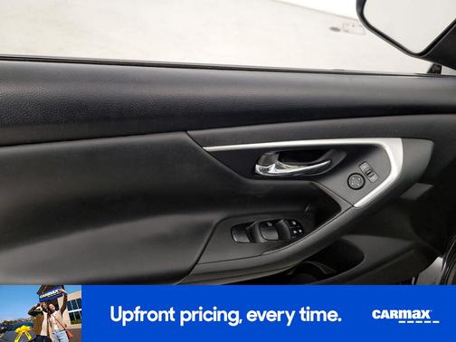 2016 Nissan Altima SV