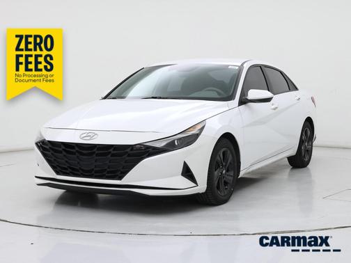 White 2021 Hyundai ELANTRA SEL