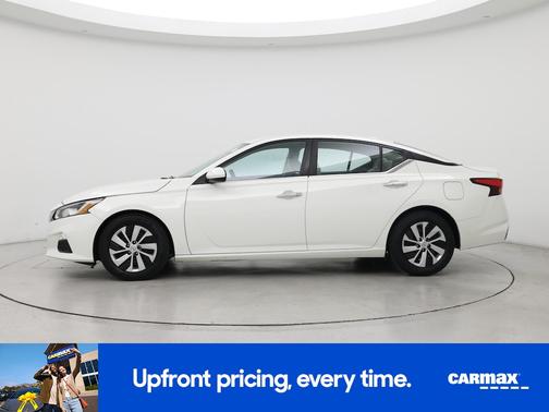 White 2020 Nissan Altima S