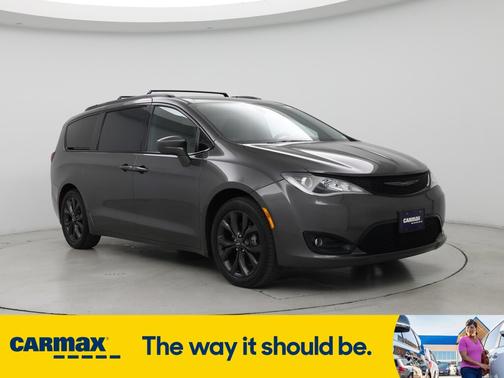 2018 Chrysler Pacifica Touring Plus