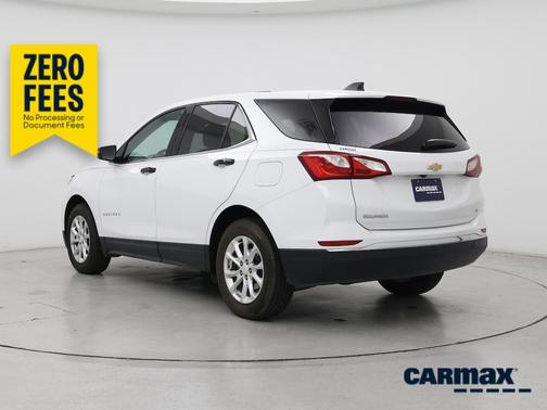 White 2019 Chevrolet Equinox LT