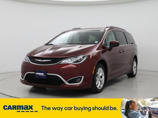 2017 Chrysler Pacifica Touring Plus
