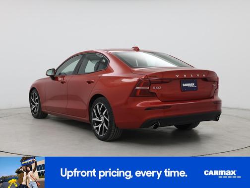 2019 Volvo S60 T6 Momentum