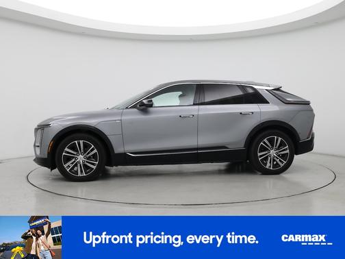 2024 Cadillac LYRIQ Luxury 2