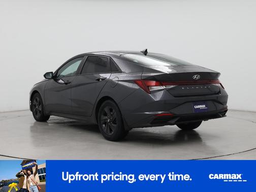 Gray 2022 Hyundai ELANTRA SEL