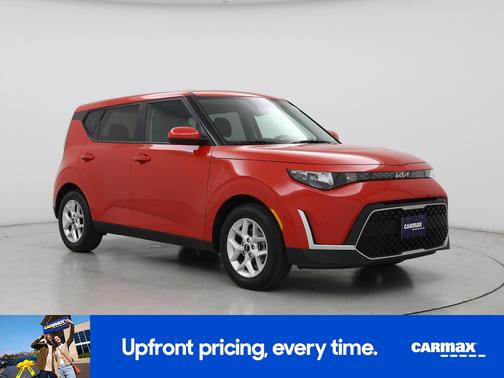 Red 2024 Kia Soul LX