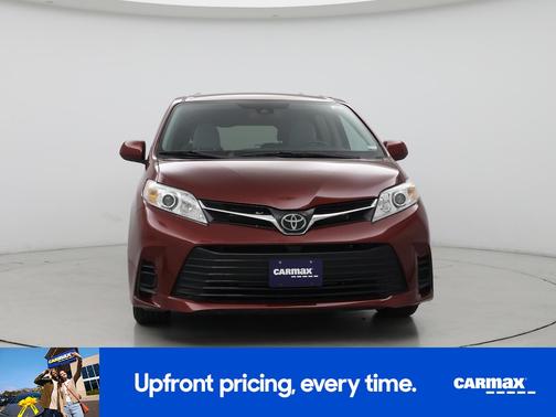 2020 Toyota Sienna LE