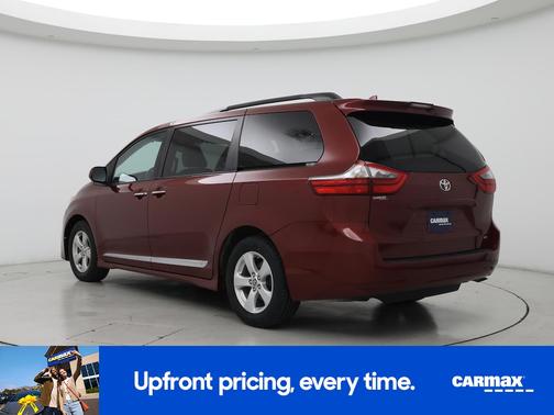 2020 Toyota Sienna LE