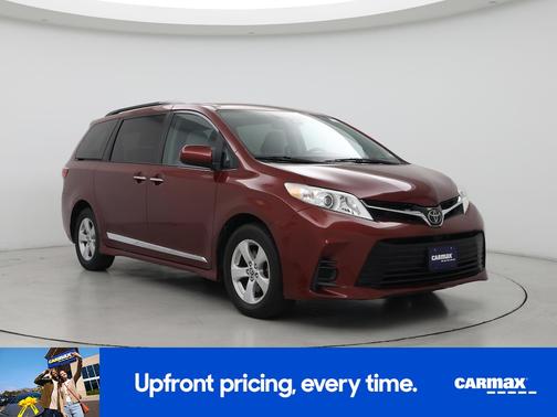 2020 Toyota Sienna LE