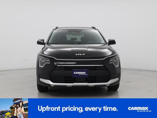 Black 2023 Kia Niro EX