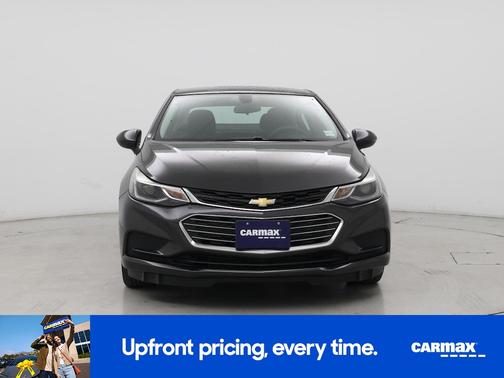 Gray 2017 Chevrolet Cruze LT