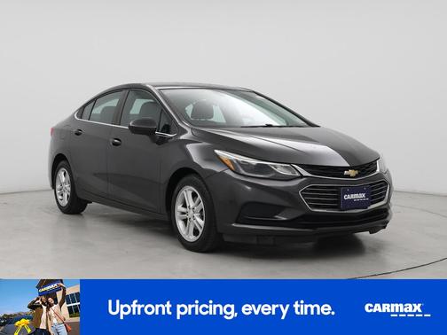 Gray 2017 Chevrolet Cruze LT