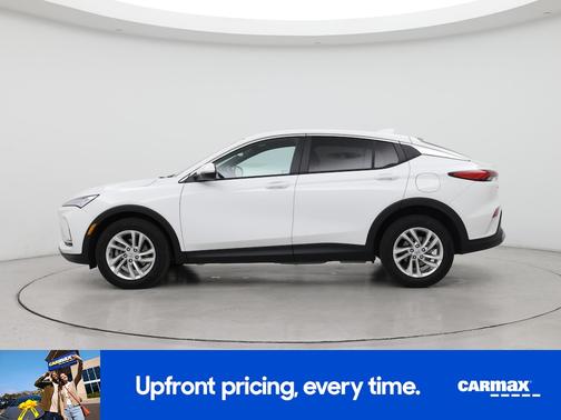 White 2025 Buick Envista Preferred
