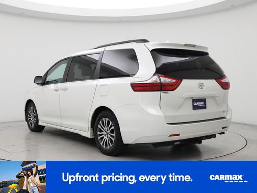 White 2019 Toyota Sienna Limited