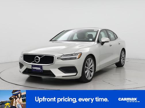 2019 Volvo S60 T6 Momentum