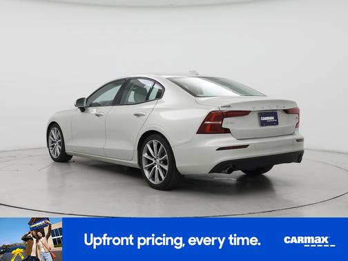 2019 Volvo S60 T6 Momentum