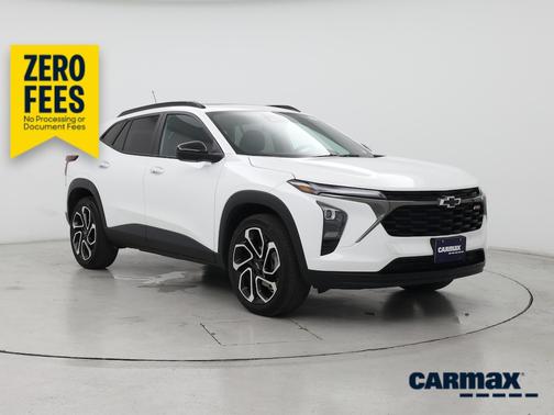 White 2024 Chevrolet Trax 2RS