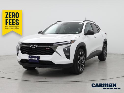 White 2024 Chevrolet Trax 2RS